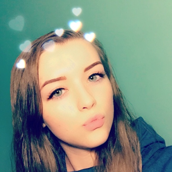 laysa1120